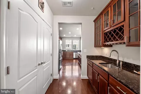 Entry Way - 7676 Maple Lawn Blvd #2, Fulton, MD 20759 photo 4 of 8