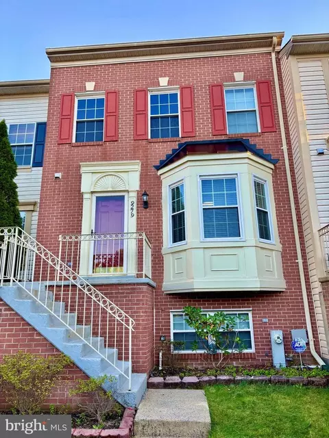 9279 Brewington Ln, Laurel, MD 20723
