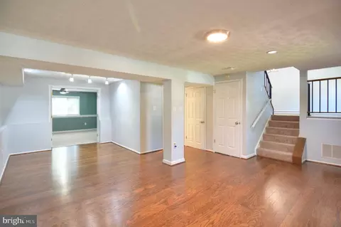 Living - 8716 Clemente Ct, Jessup, MD 20794 photo 9 of 10