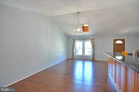 Living - 8716 Clemente Ct, Jessup, MD 20794 photo 3 of 10