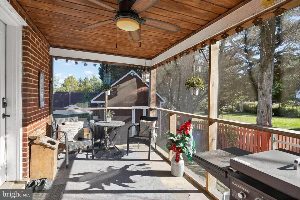Exterior - 10948 Scaggsville Rd, Laurel, MD 20723 photo 9 of 14
