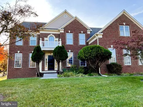 10047 Fall Rain Dr, Laurel, MD 20723