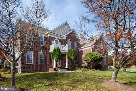 Exterior - 10047 Fall Rain Dr, Laurel, MD 20723 photo 2 of 5
