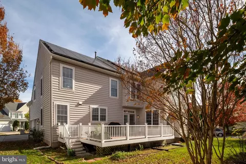 Exterior - 10047 Fall Rain Dr, Laurel, MD 20723 photo 5 of 5