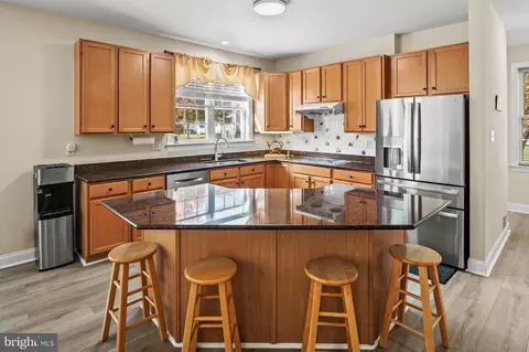 Kitchen - 10047 Fall Rain Dr, Laurel, MD 20723 photo 2 of 4