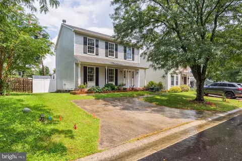 6485 Woodland Forest Dr NE, Elkridge, MD 21075