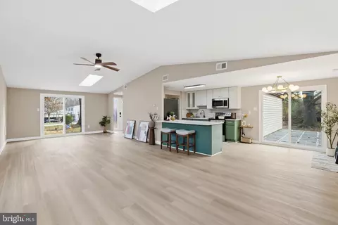 9029 Flicker Pl, Columbia, MD 21045