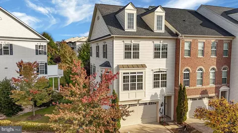 9775 Northern Lakes Ln, Laurel, MD 20723