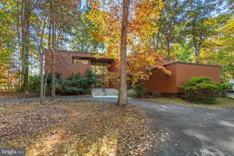 10457 Sternwheel Pl, Columbia, MD 21044