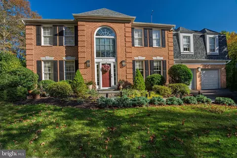 9603 Sparrow Ct, Ellicott City, MD 21042