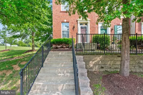 7233 Abbey Rd, Elkridge, MD 21075