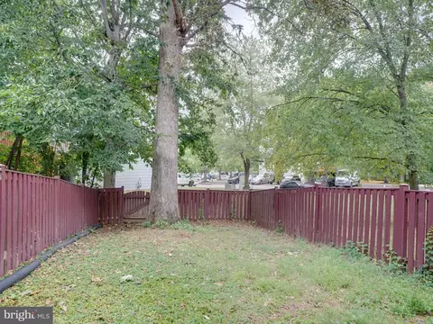 Exterior - 9409 Chippenham Dr, Laurel, MD 20723 photo 5 of 6