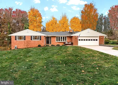 10774 W Crestview Ln, Laurel, MD 20723
