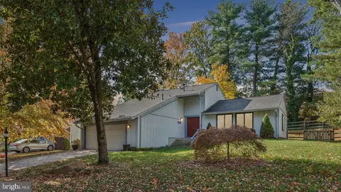 8988 Sidelong Pl, Columbia, MD 21045