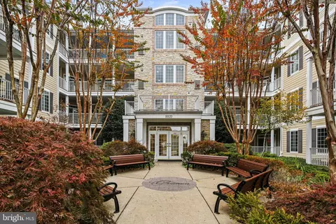8820 Shining Oceans Way #207, Columbia, MD 21045