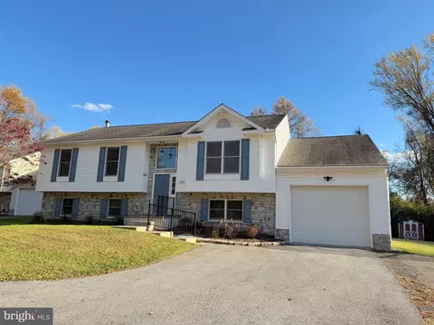 5510 Bluecoat Ln, Columbia, MD 21045