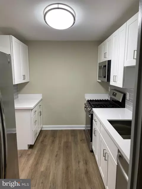 Kitchen - 9220 Bridle Path Ln #E, Laurel, MD 20723 photo 4 of 4