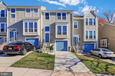 7709 Chatfield Ln, Ellicott City, MD 21043