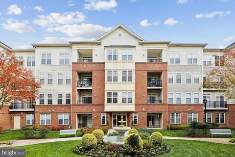 2550 Kensington Gdns #107, Ellicott City, MD 21043