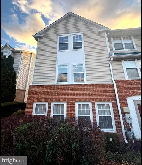 6221 Sandpiper Ct #7, Elkridge, MD 21075