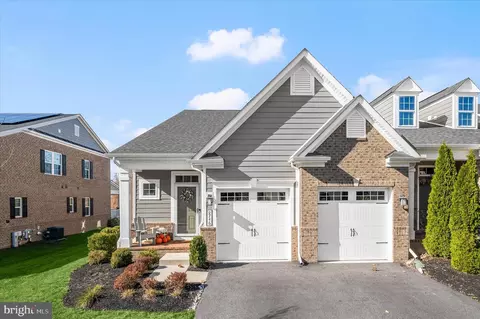2746 Vardon Ln, Ellicott City, MD 21042