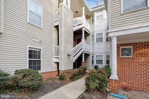 5832 Wyndham Cir #104, Columbia, MD 21044