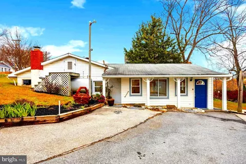 10681 Old Bond Mill Rd, Laurel, MD 20723