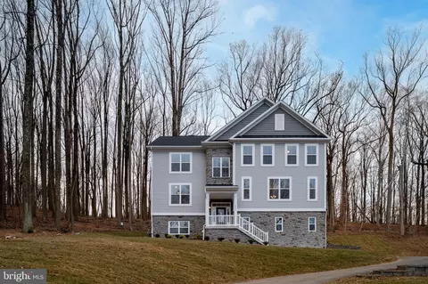 4496 Ilchester Rd, Ellicott City, MD 21043