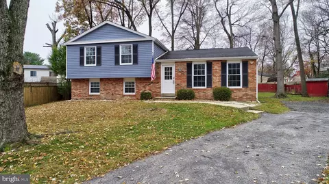 9321 Kenbrooke Ct, Laurel, MD 20723