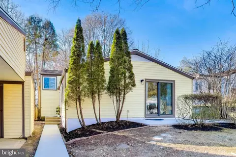 9111 Goldamber Garth Garth, Columbia, MD 21045