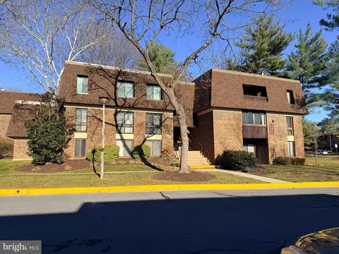 5247 W Running Brook Rd #102, Columbia, MD 21044