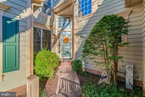 5161 Harpers Farm Rd #27, Columbia, MD 21044