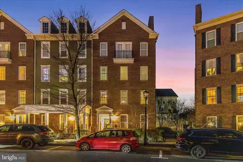 11233 Chase St #87, Fulton, MD 20759