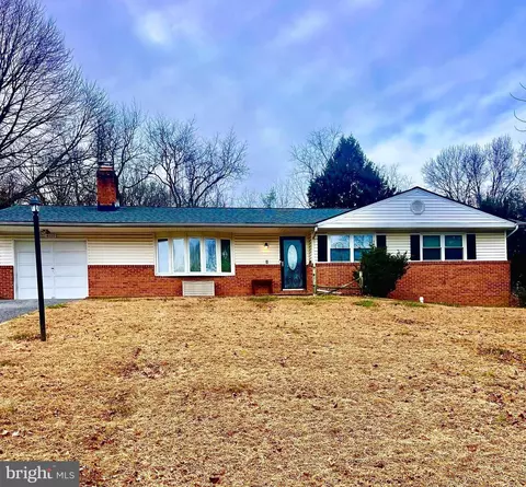 4110 Dee Jay Dr, Ellicott City, MD 21042