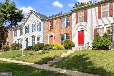 9519 Oakhurst Dr, Columbia, MD 21046