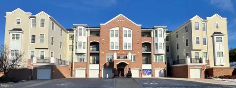 7315 Maplecrest Rd #404, Elkridge, MD 21075