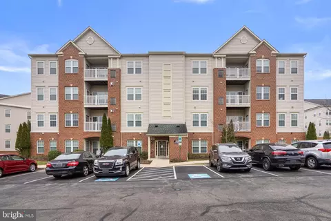 8280 Stone Crop Dr #M, Ellicott City, MD 21043
