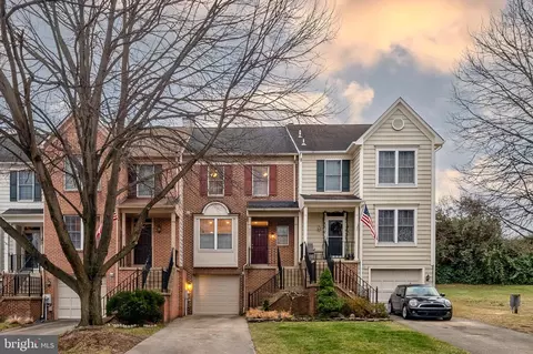 9333 Sombersby Ct, Laurel, MD 20723