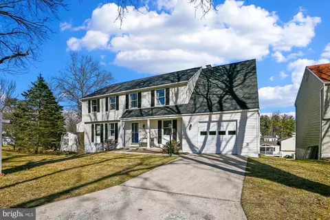 6887 Garland Ln, Columbia, MD 21045
