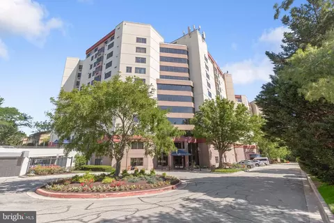 10001 Windstream Dr #404, Columbia, MD 21044