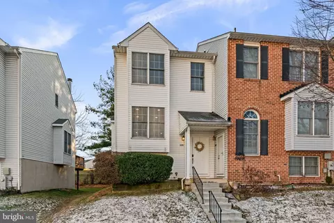 3201 Sonia Trl #59, Ellicott City, MD 21043