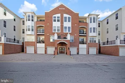 7325 Brookview Rd #403, Elkridge, MD 21075