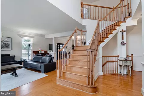 11375 Harding Rd, Laurel, MD 20723 photo 3