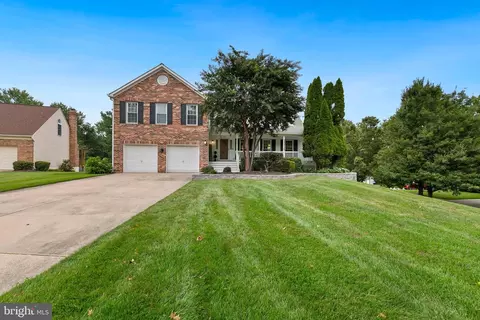 8302 Spring Blossom Ct, Laurel, MD 20723