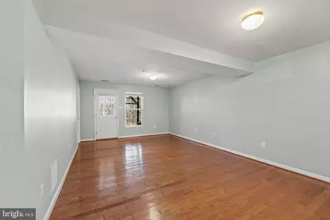 Living - 9287 Maxwell Ct, Laurel, MD 20723 photo 5 of 6