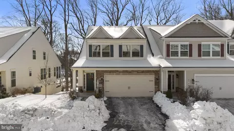 9756 Knowledge Dr, Laurel, MD 20723