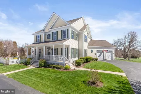 10800 Robin Lynn Dr, Ellicott City, MD 21042