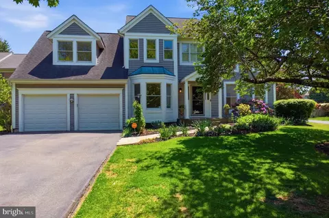 10319 Bassett Hall Ct, Ellicott City, MD 21042