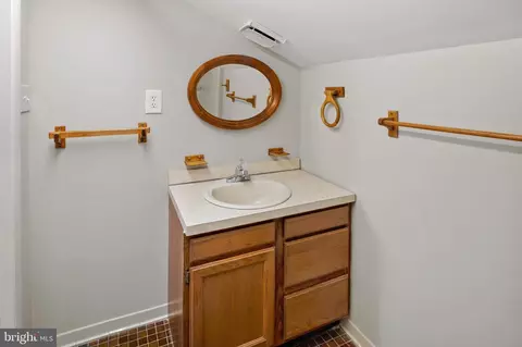 7926 Helmart Dr, Laurel, MD 20723 photo 22
