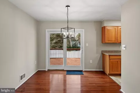 7926 Helmart Dr, Laurel, MD 20723 photo 14
